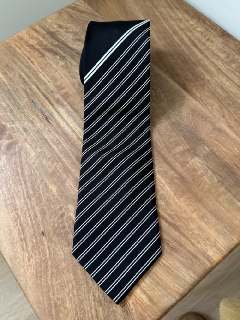 VINTAGE Black Diagonal White Pinstripe Classic Silk Blend Necktie Executive Goth